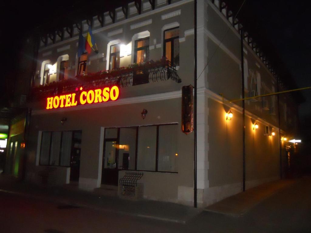 Hotel Corso Buzău Esterno foto